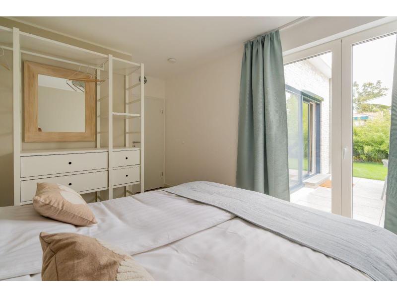 Renesse, Horizon 46 - Image 14