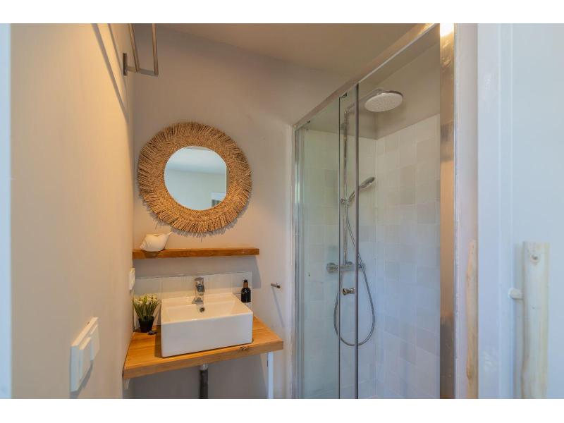 Renesse, Horizon 106 - Image 17