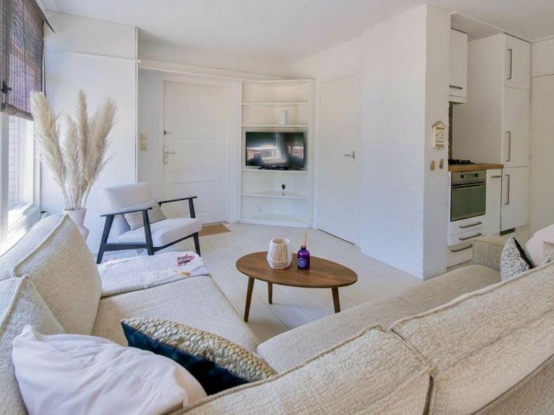 Renesse, Horizon 12 - Image 2